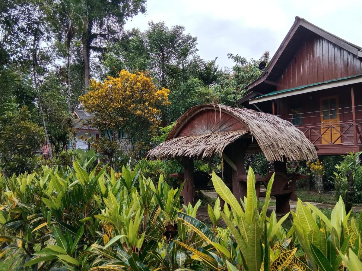 Tree Tops River Huts Khao Sok National Park Exterior photo