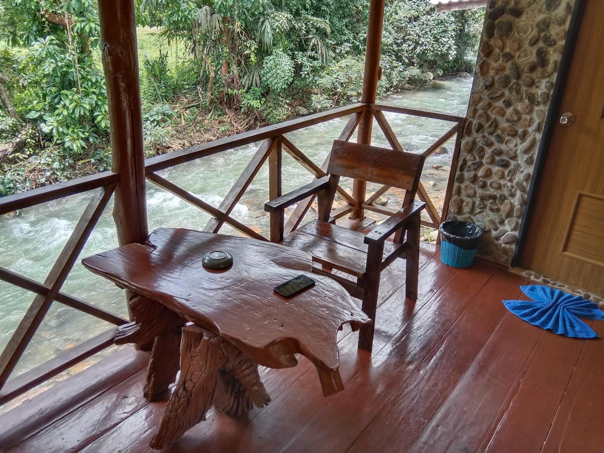 Tree Tops River Huts Khao Sok National Park Exterior photo